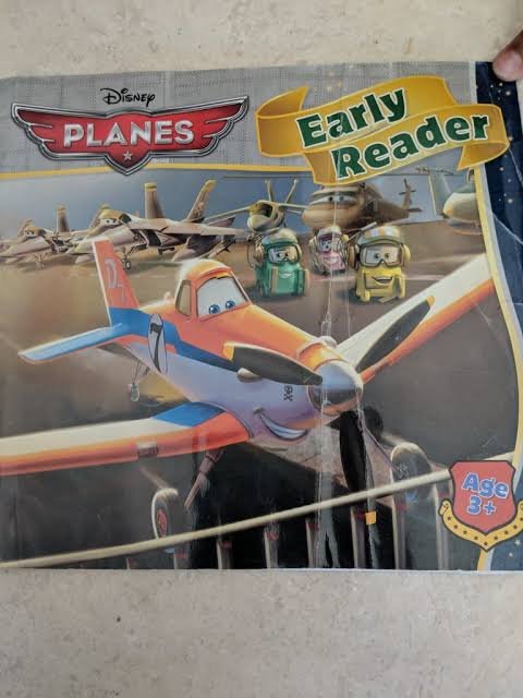 Disnep planes early reader age 3+ ( set of 7 books )